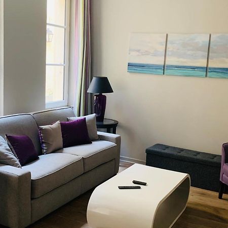 Appartement Versailles Quartier Notre Dame Au Pied Du Chateau Avec Parking Экстерьер фото